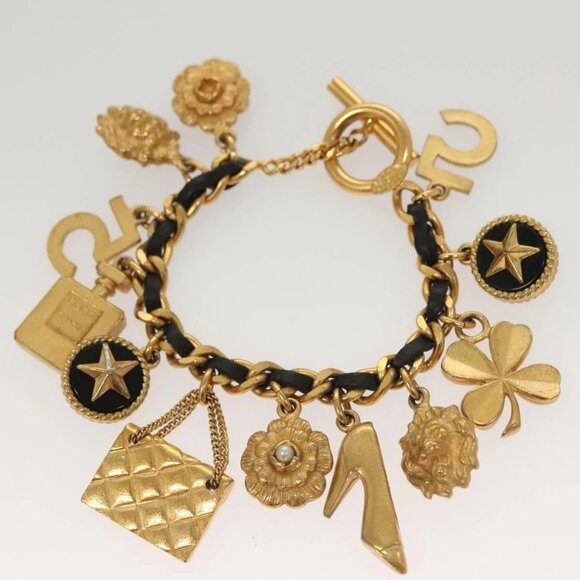 CHANEL Bracelet Metal Gold CC Auth 135948V - Picture 6 of 13